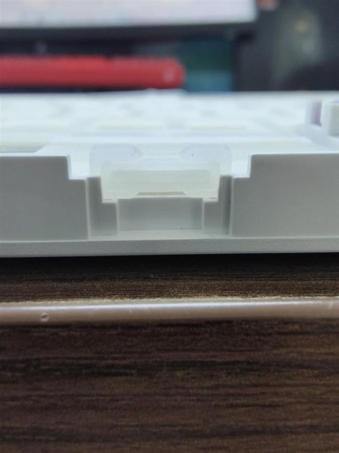 -75评测：7层填充造就的无线客制化新标杆开元ky棋牌三模客制化 雷柏V700DIY(图1)