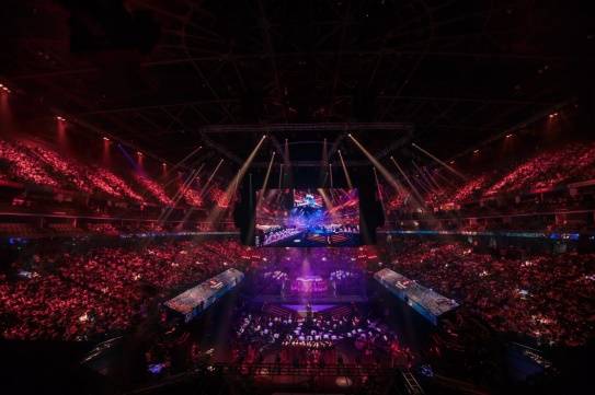 美世界CS与DOTA2闪耀世界东方开元棋牌上海：中国的电竞福地！完(图5)