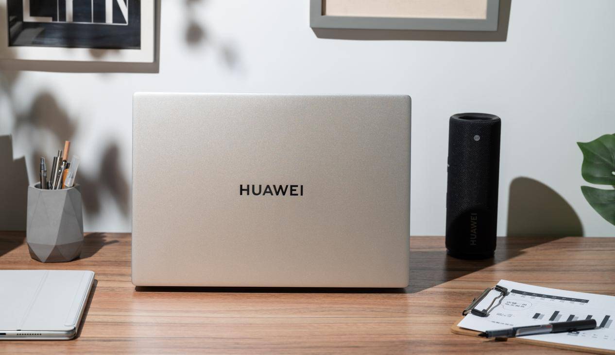 teBook系列笔记本轻松应对各类挑战开元棋牌智慧工作者的新搭档——华为Ma(图3)